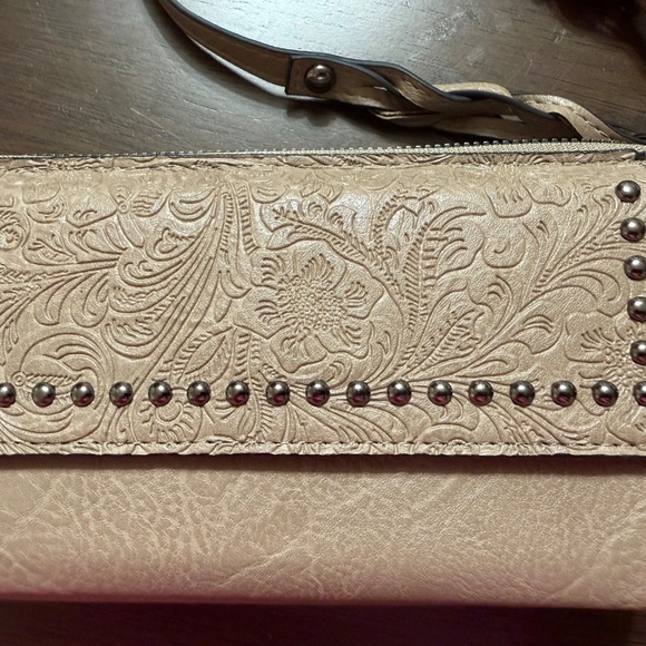 Sam & Hadley Embossed Wallet-On-A-String - Picture 4 of 16